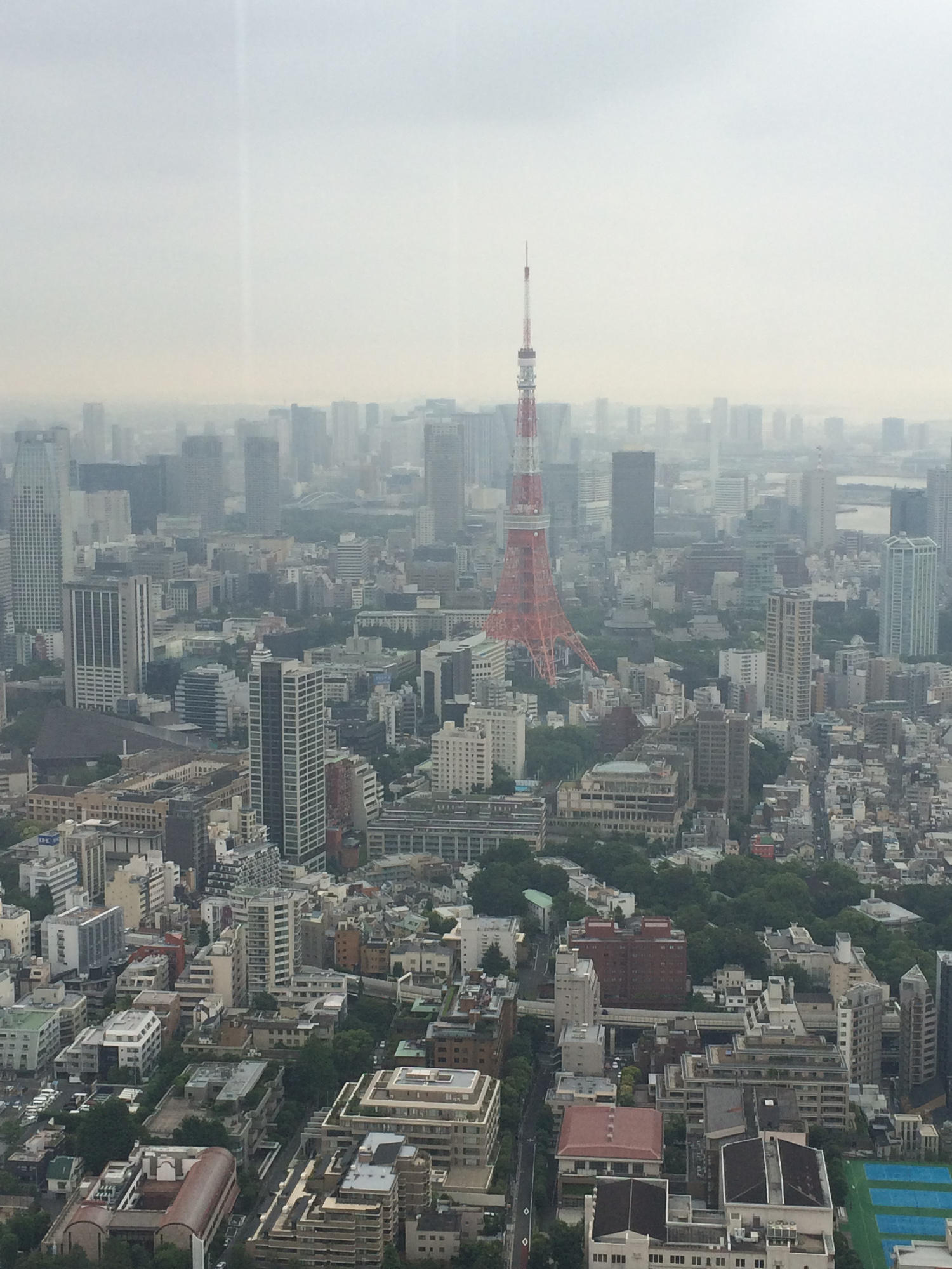 Tokyo travel guide series part one: photo of Tokyo Tower from the Mori Tower Tokyo City View Observatory