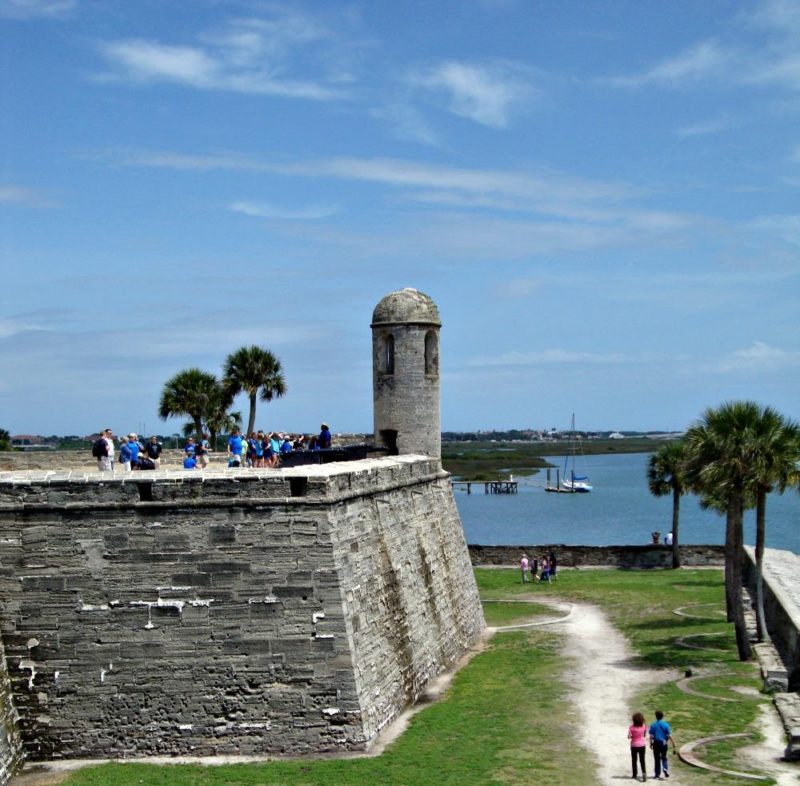 Castillo de San Marcos: a historic fort in Saint Augustine, Florida